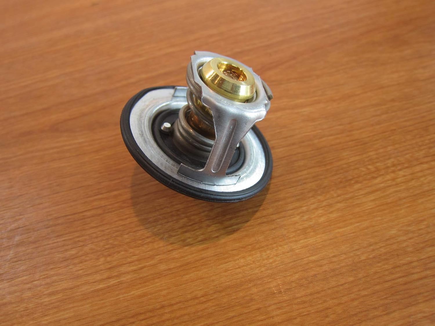 2010-2012 Dodge Ram 2500 3500 4500/5500 Thermostat For 6.7L Diesel Engine OEM