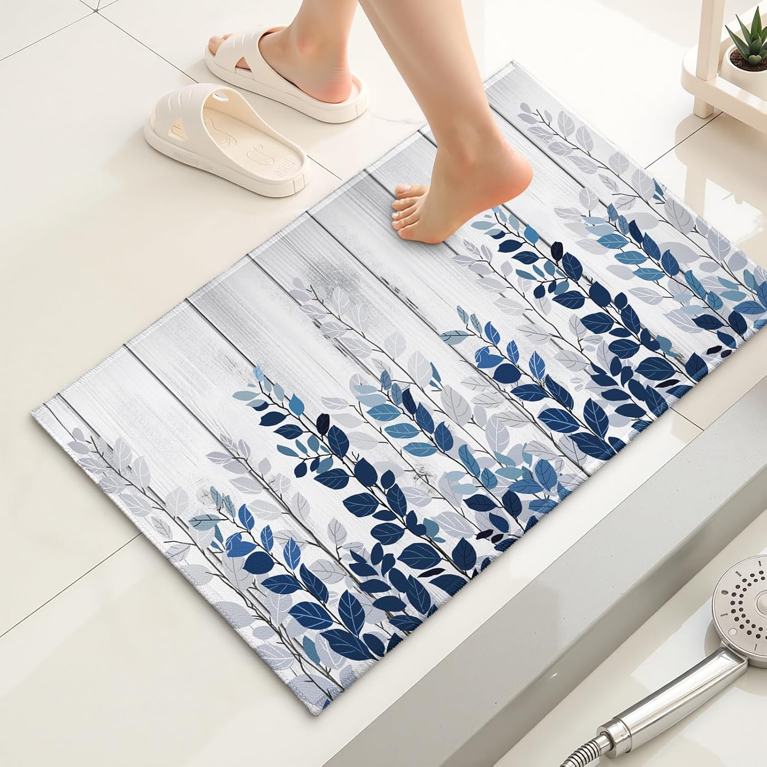Giwawa Blue Eucalyptus Leaves Bath Rug Rustic Wood Bathtub Mat Absorbent Non Slip Washable Bathroom Rug for Shower Sink Tub Toilet, 20x32 inches