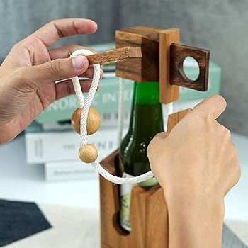 Porno: Xotin eri tomonidan sikilib, jerking off