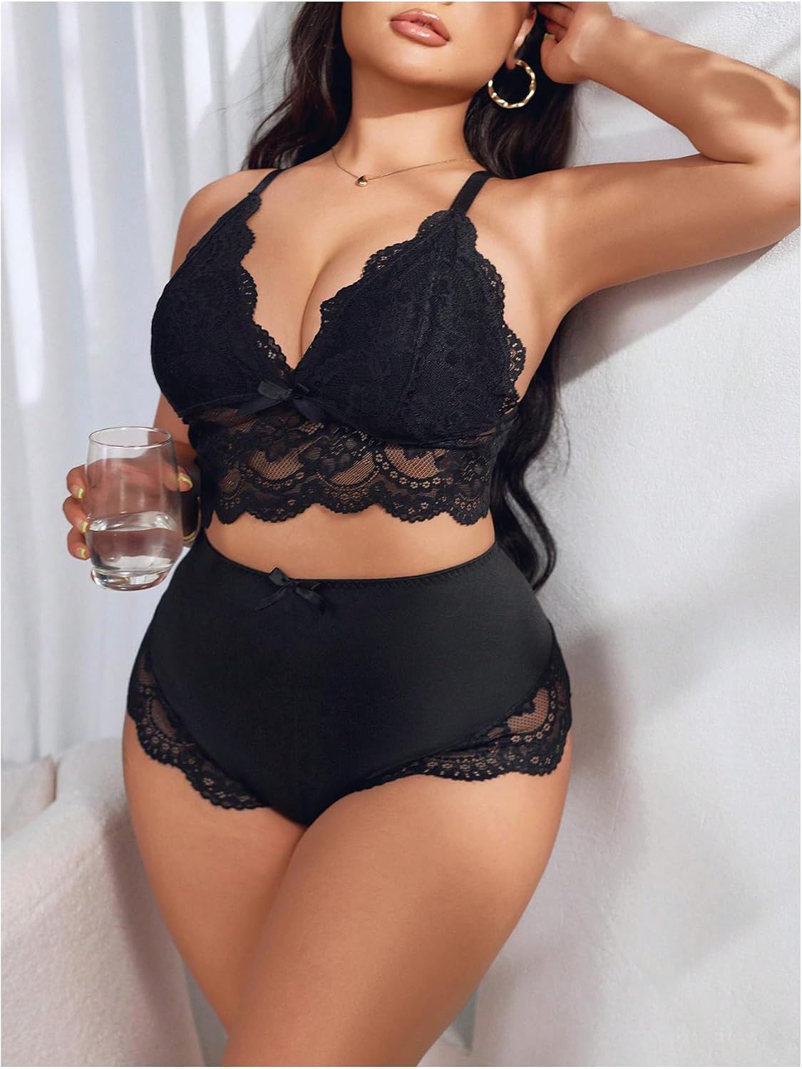 MakeMeChic Women's Plus Size 2 Piece Lingerie Set Floral Lace Knot Cut Out Scallop Trim Bra and Panty Sets