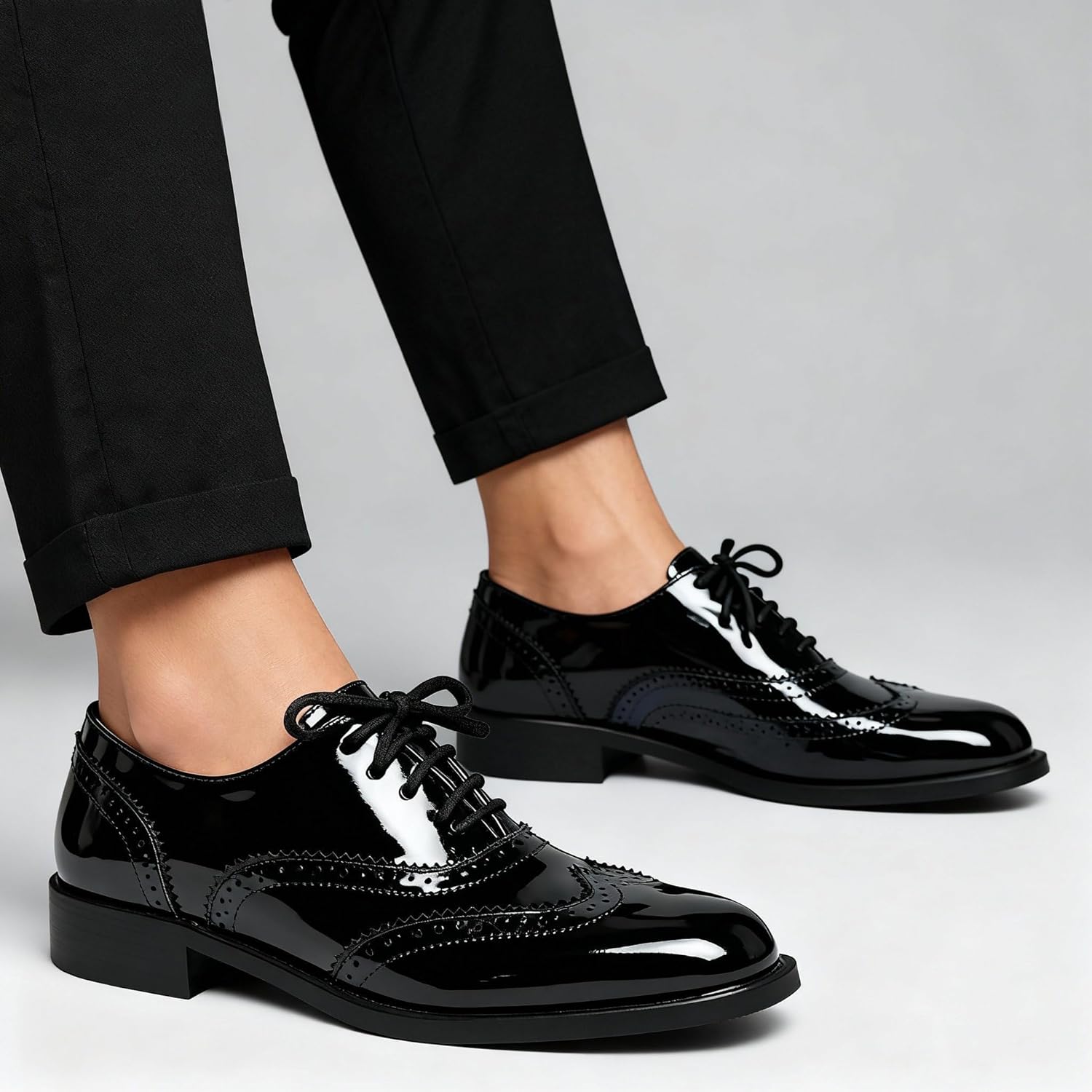 Womens Oxfords Black and White Wingtip Chunky Heeled Patent Leather Vintage Brogue Lace Up Two Tone Saddle Shoes - Image 4
