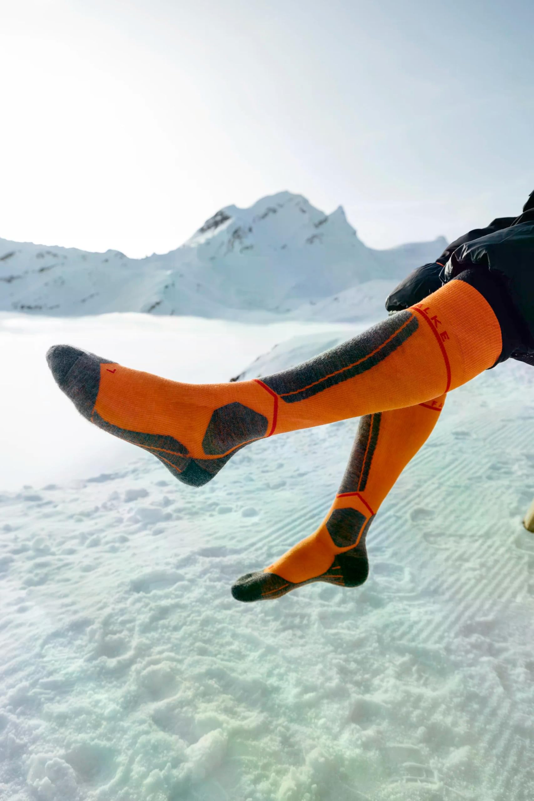 FALKE homme SK4 Energizing Light chaussettes de compression ski rembourrage léger avec compression respirantes séchage rapide régulation climatique anti-odeur laine fil fonctionnel 1 paire | pour une meilleure circulation et un ajustement optimisé