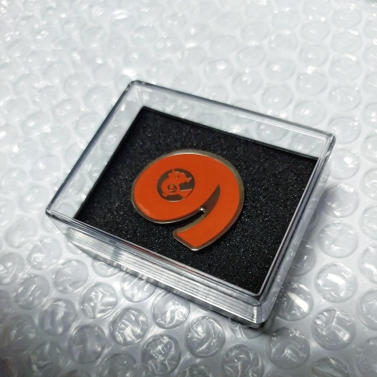 Amazon | NHK のど自慢 出場記念 出演者限定 ピンバッチ 記念品