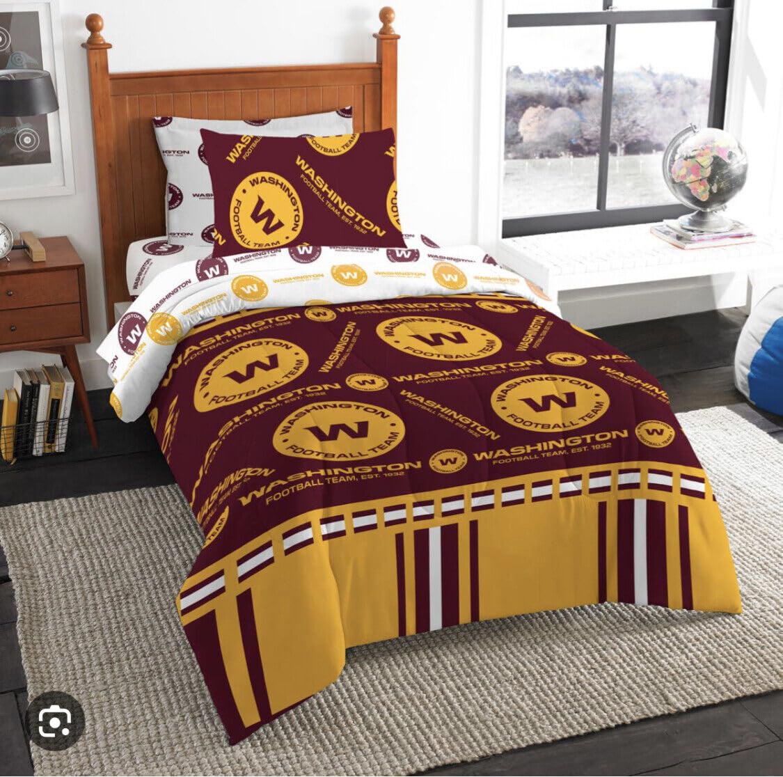 Northwest NFL Unisex-Adult Bed in a Bag Set