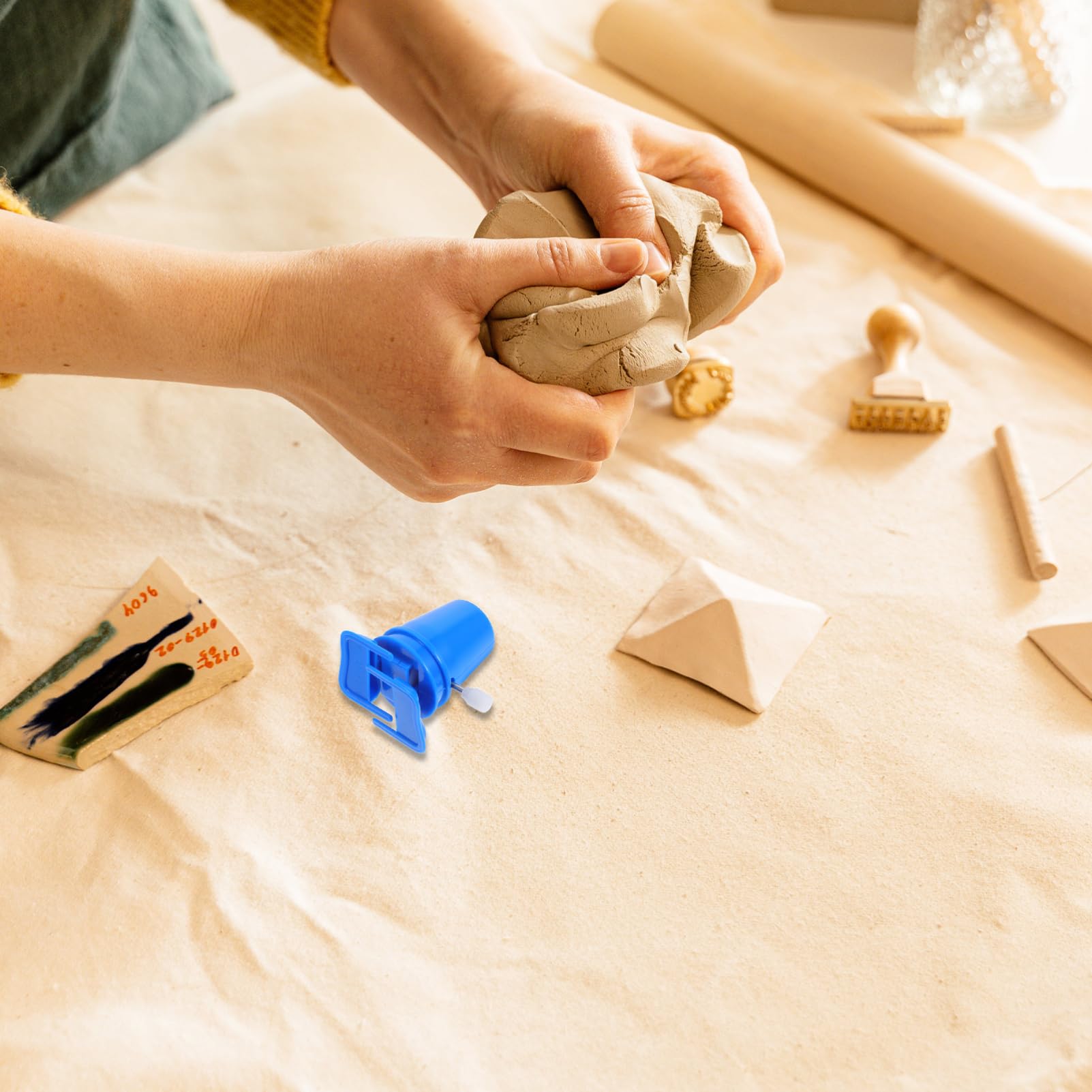 VALICLUD 8pcs Wind Up Walking Mechanical Feet Plastic Clockwork Movement for DIY Crafts, Model Cars, Robot Toys, Clay