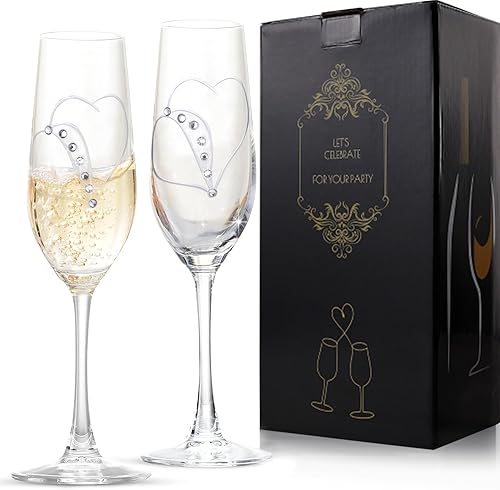 Mr and Mrs Champagne Flutes, Bride and Groom Champagne Glasses, Bridal Shower Gifts,Wedding Gifts for Couples 2024, Engagement Gifts for Couples
