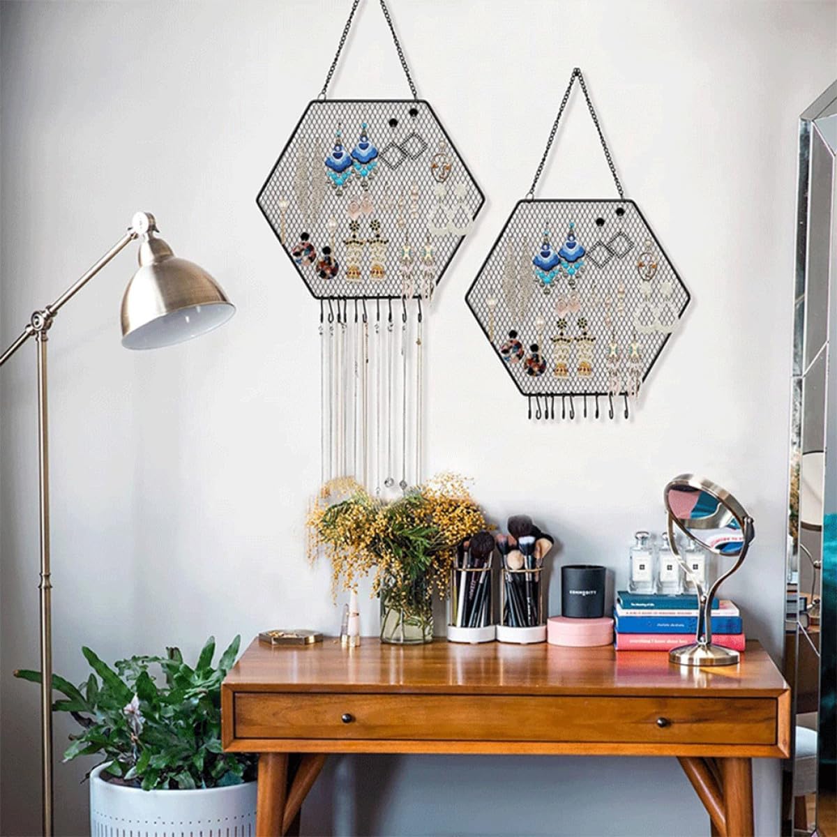 Metal Hexagon Wall Jewelry Organizer Rack Black Iron Jewelry Hanger Diamond Grid Design Wall-mounted Necklace and Earring Display Home Decor