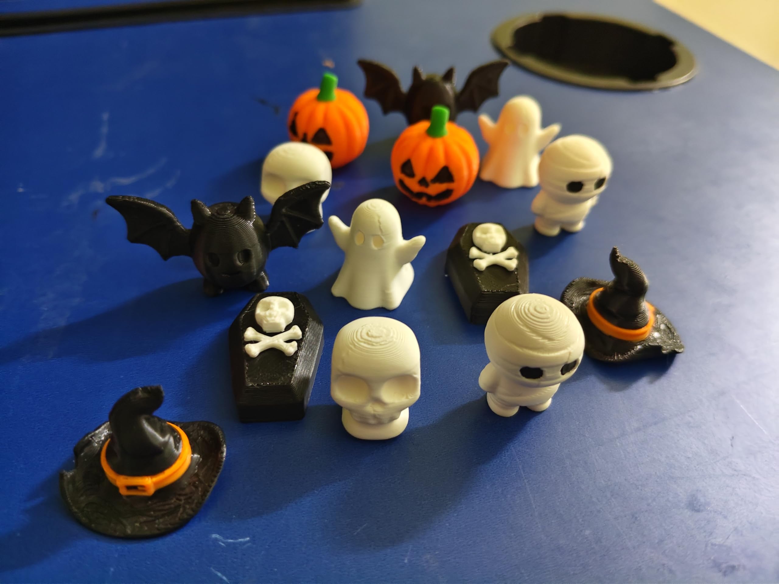 3D Printed Spooky Mini Figures | Halloween mini collectables Set of 2 pcs Each (Spooky Combo)-image-42