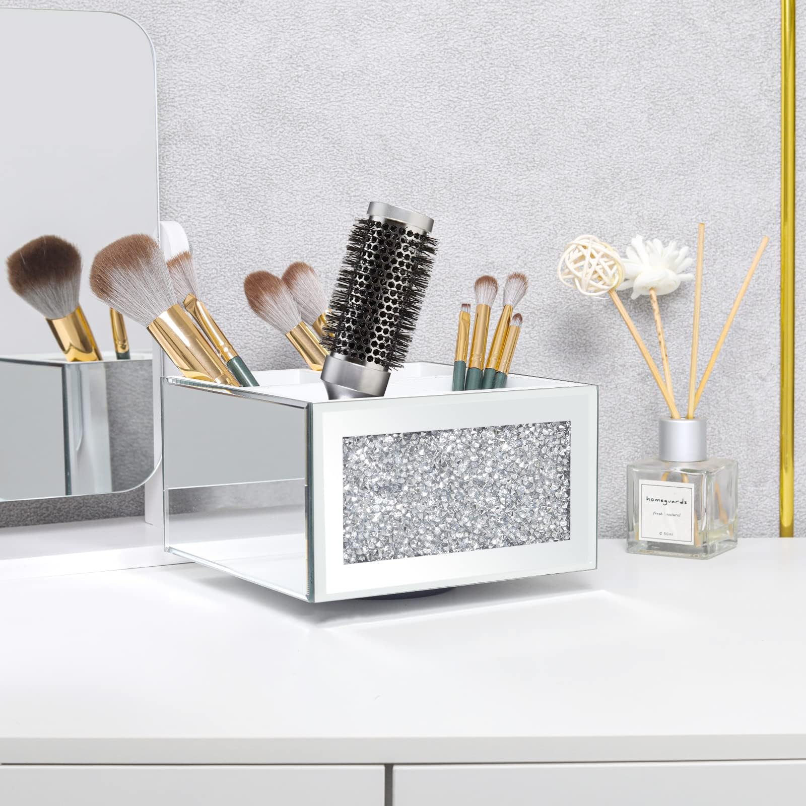 Organizador de brochas de maquillaje giratorio de 360 grados, plateado brillante, 4 ranuras, cristal de diamante triturado, almacenamiento de brochas de cosméticos, delineadores de ojos