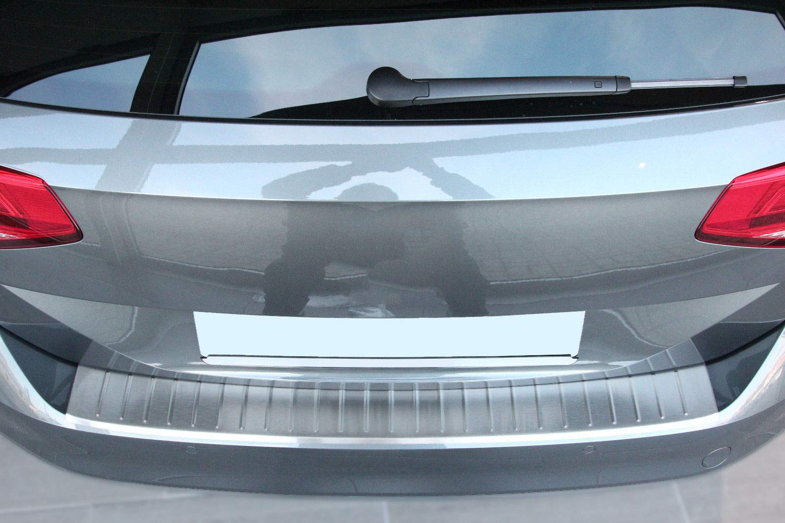 Recambo | Protector de Parachoques Trasero | Compatible con Volkswagen Passat B8 Passat + Alltrack | a Partir de 2014 | Acero Inoxidable Mate | Protección Borde de Carga