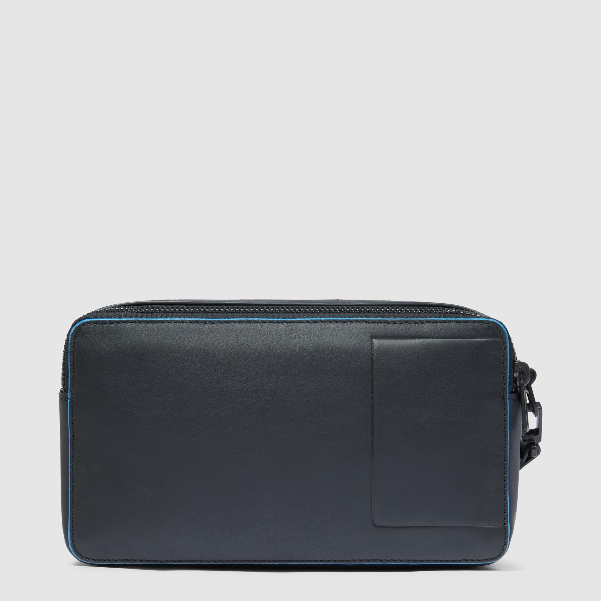 PIQUADRO – Pochette in Pelle – 2 Scomparti, Polsiera Rimovibile – Design Compatto – Colore Nero – Uomo