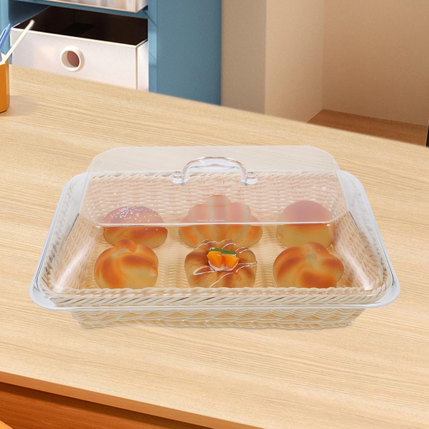 Toyvian Bread and Vegetable Basket with Lid, 35x25x15cm Plastic Imitation Rattan Woven Food Cover, Kitchen Countertop Serving Basket for Fruit and Bread Protection
