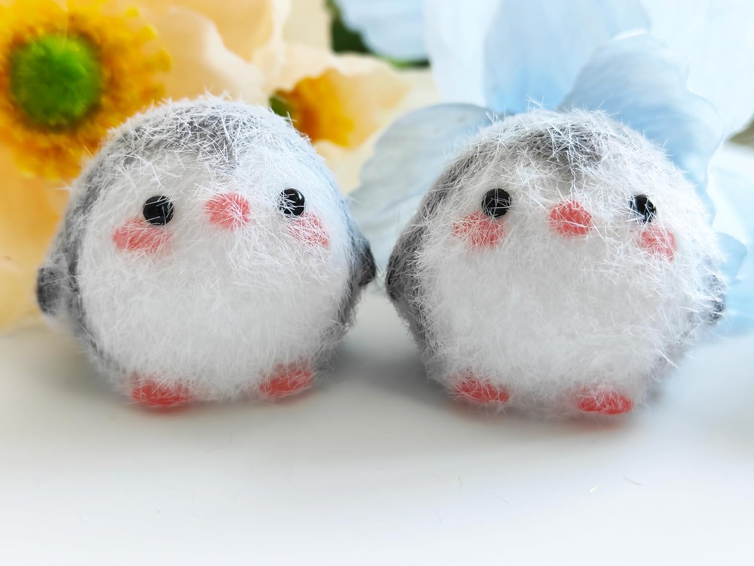 Penguin Shape Squeeze Accessory for Adults, Soft Stress Relief Bag Charm, Decorative Accessory for Bags, 2 Pack (Mini Penguin)