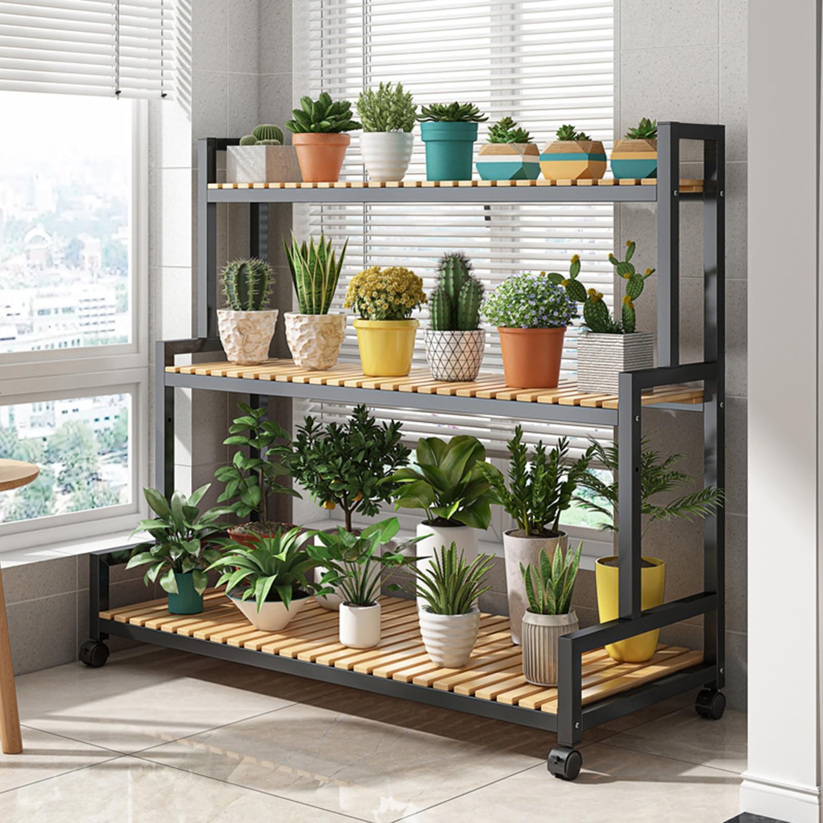 Étagère à plantes roulantes pour aménager le balcon de jardin et la terrasse en bois massif