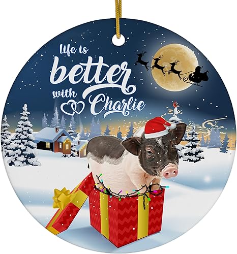 Life is Better with Saddle Mini Cerdo Personalizado Nombre Adornos de Navidad 2023 Círculo Blanco Cerámico Dueño de Mascotas Regalos