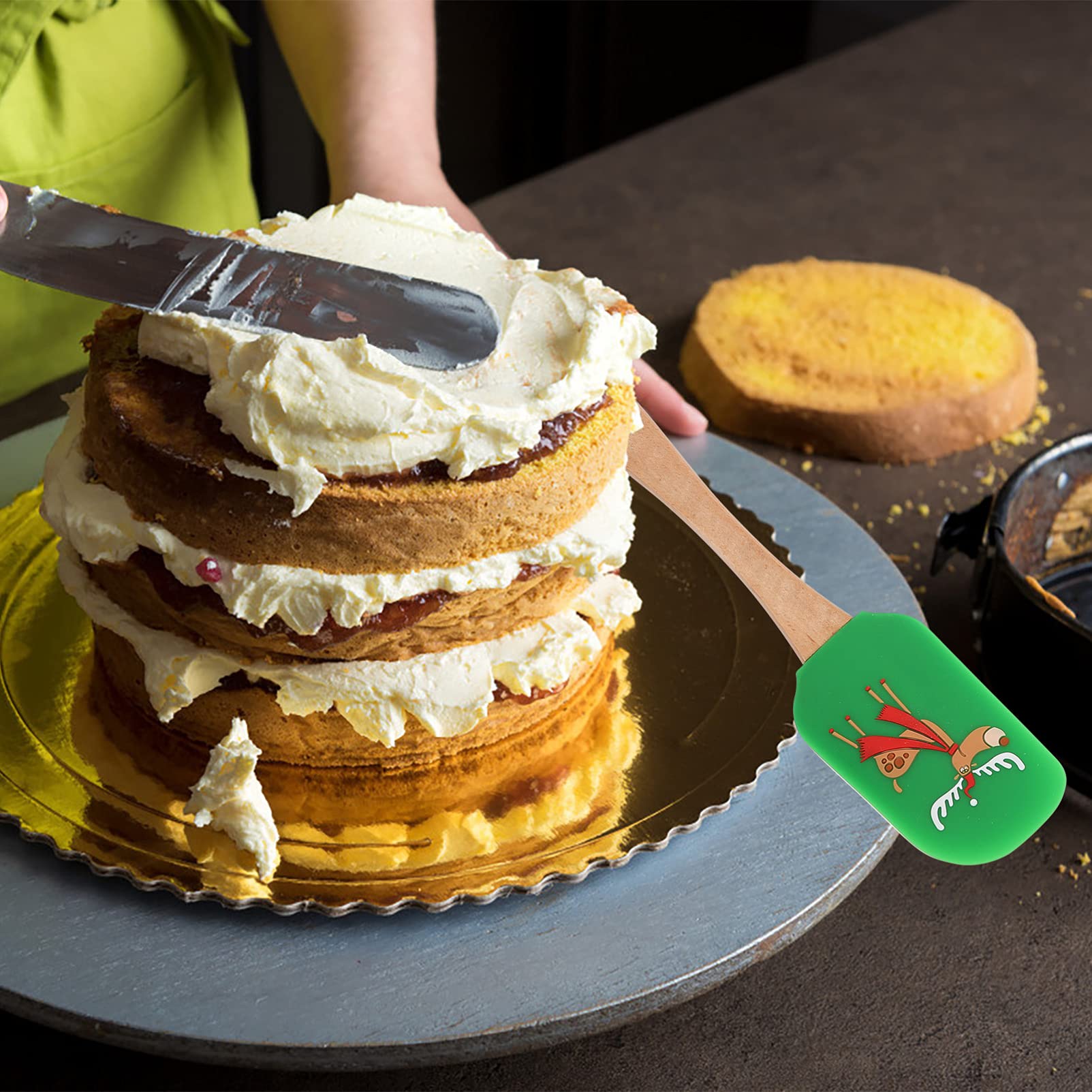 HANABASS 4pièces Grattoir Patisserie Silicone Spatule à Beurre et Raclette à Crème Ustensiles pour Gâteaux Couleur Aléatoire Style Aléatoire