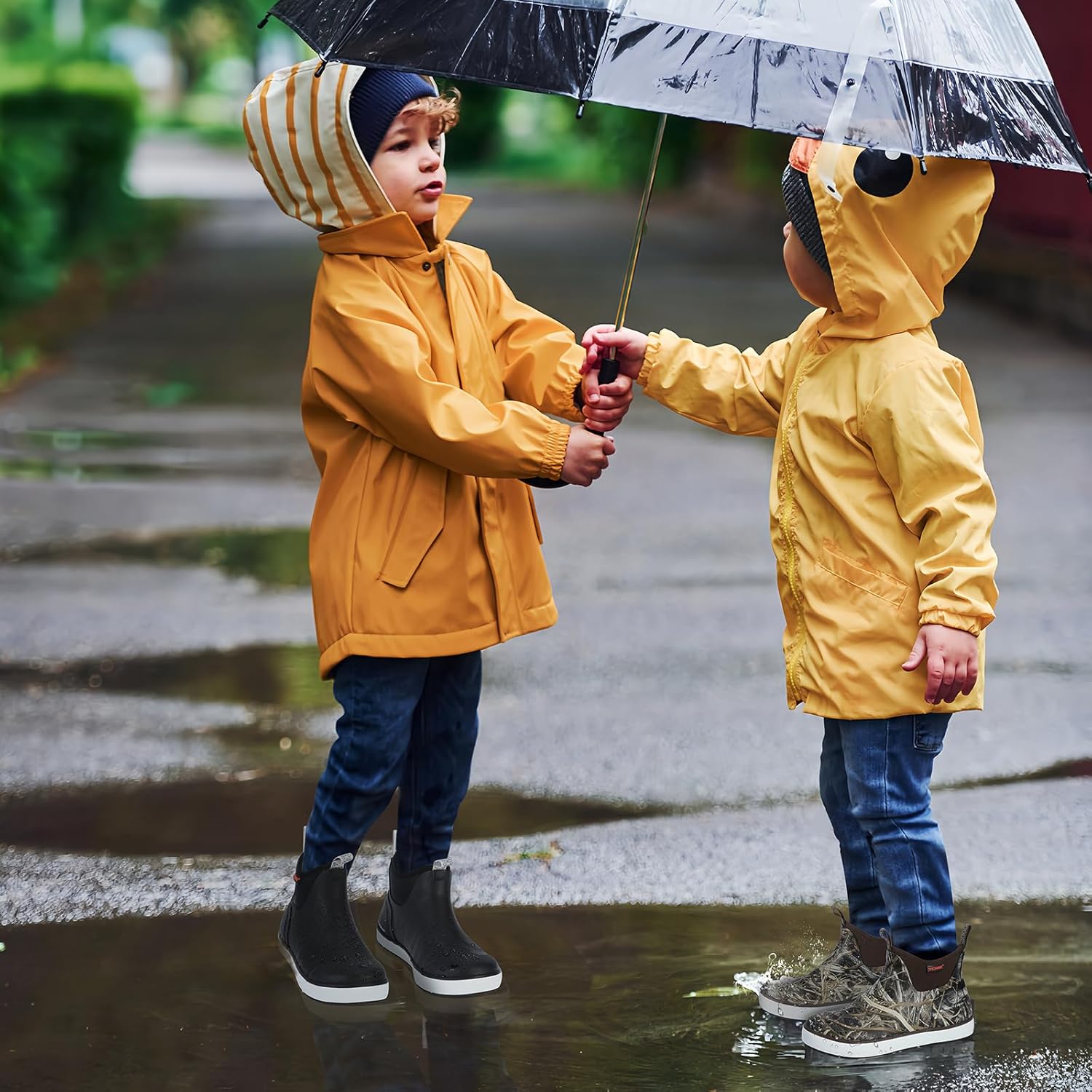 Showave Kid's Rain Boots Girl's Deck Boots Waterproof Boy's Rain Boot Non Slip Neoprene Rubber Boot Ankle Mud Booties