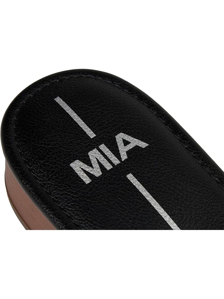 Black MIA Xonia
