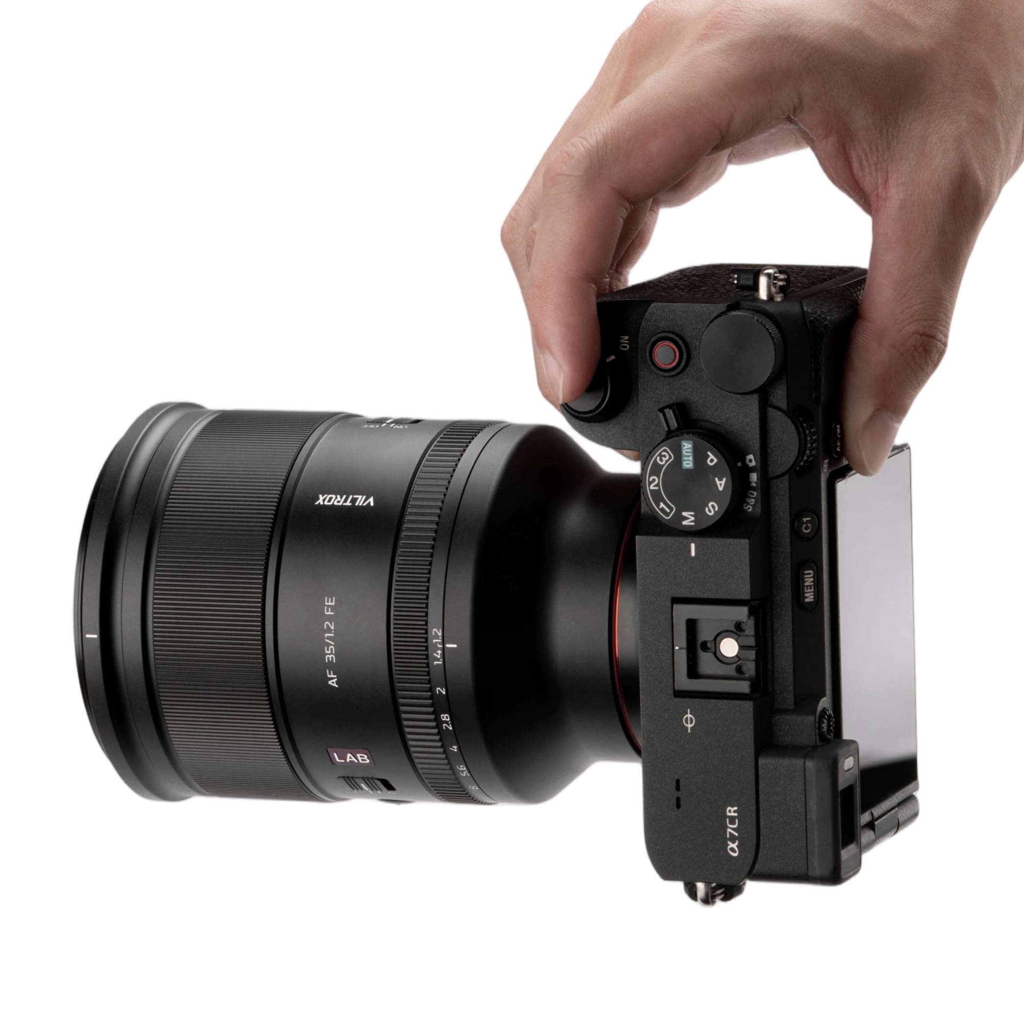 VILTROX 35mm F1.2 FE (N), AF 35mm f/1.2 Lab FE Objectif pour Monture Sony E sans écran LCD, Plein Format F1.2 Compatible avec Sony A7RⅤZVE1 A7CR A7CII a7Ⅲ a7RⅢ a7Ⅳ a6600 ZV-E10 FX30 a7RⅣ