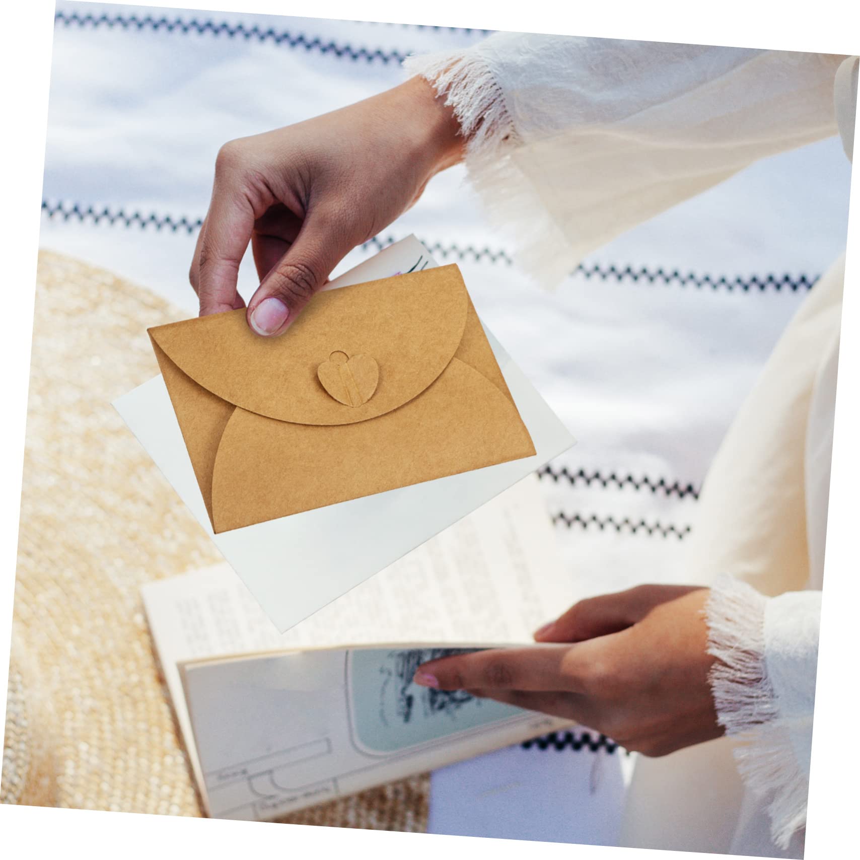 EXCEART 1 Juego Hebilla De Corazón Papel Kraft Tarjetas Festivas Pequeños Bolsillos De Sobre Sobres De Corazón Tarjetas Vacias Papel Kraft Mini Sobre Retro Colocar En Forma De Corazon