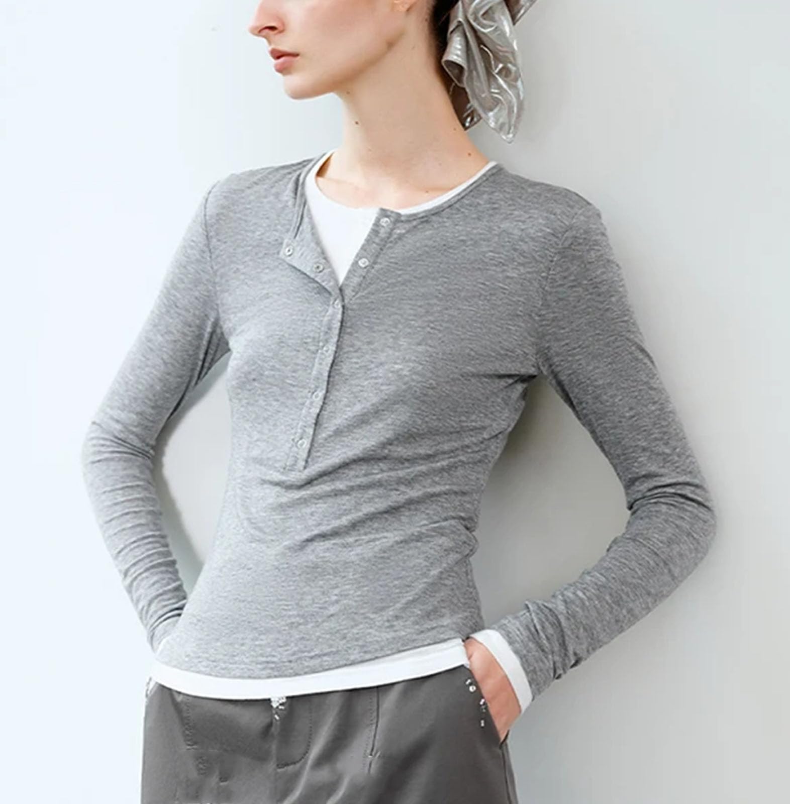 Donne Finte Due Magliette A Maglia Primavera Girocollo Con Cappuccio Casual Loose Tops