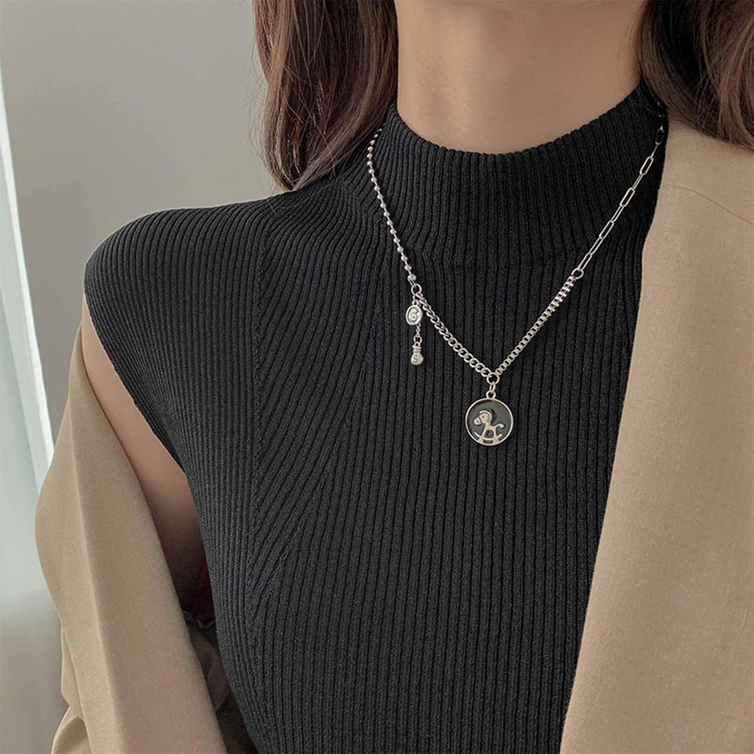Minimalist Silver Pendant Necklace Round Coin Necklaces Tiny Paperclip Chain Necklace Clothing Accessories Jewelry for Women - Image 2