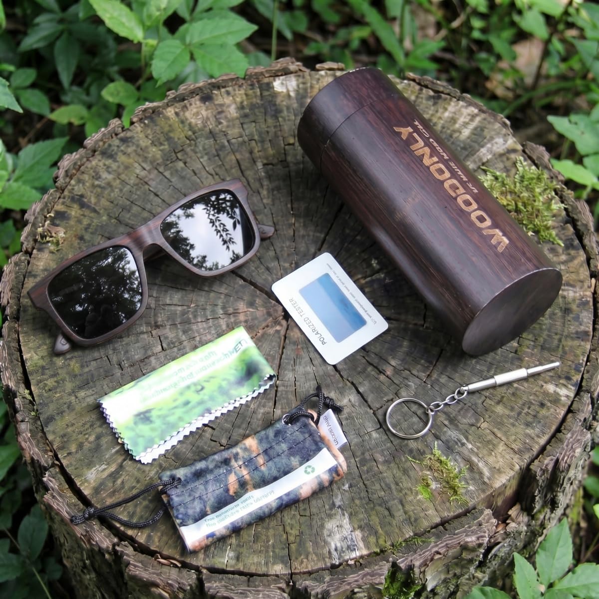 Retro Holz Polarisierte Sonnenbrille - Mode Stil Hölzerne Sonnenbrille mit Bambus Etui für Herren und Damen Perfekte Geschenke