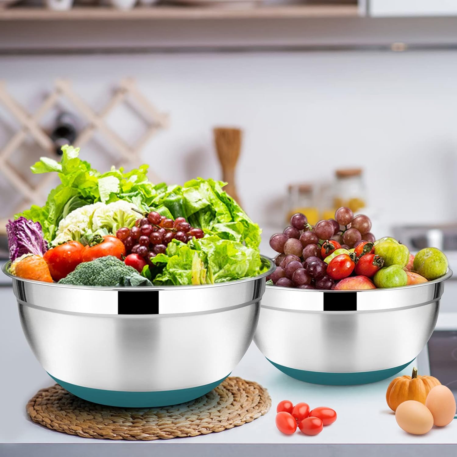 E-far Stainless Steel Mixing Bowls Set of 5, Size 7/3.5/2.5/1.5/1 QT, Metal Nesting Bowls with Teal blue Airtight Lids & Non-Slip Bottoms, Great for Kitchen Cooking, Baking, Serving, Food Prep