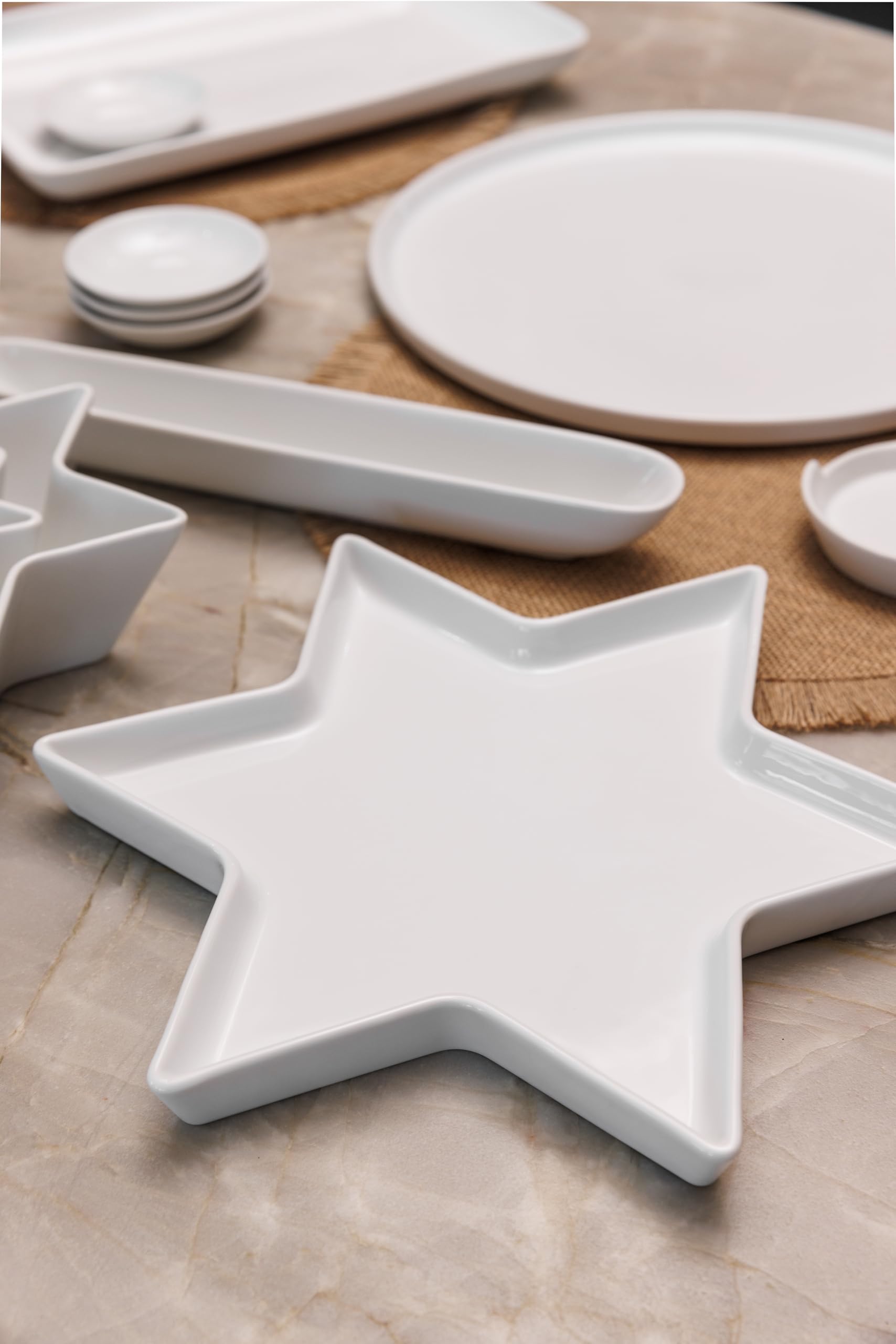 Mikasa Chalk Talerz porcelanowy w kształcie gwiazdy do serwowania, 30 cm x 18 cm x 2,5 cm, w pudełku
