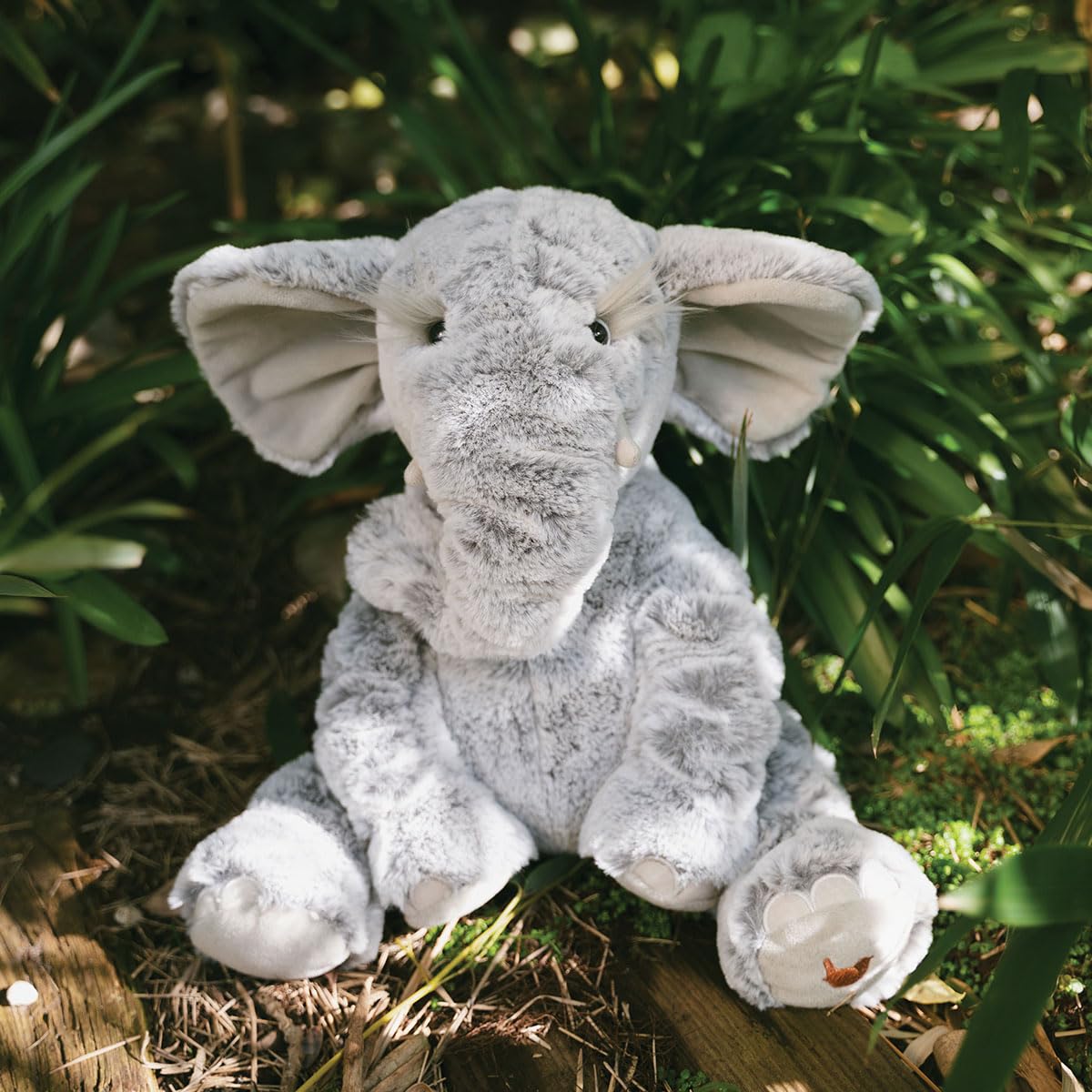 Wrendale Designs - ''Winnie' elephant plush character, Grey, Medium - Image 2