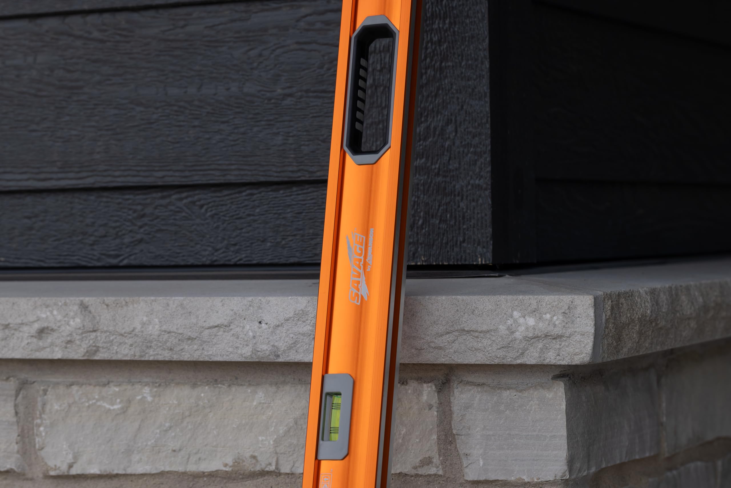 Swanson SVB180 18-calowy Savage Professional Box poziomica wiązki z żelową zaślepką