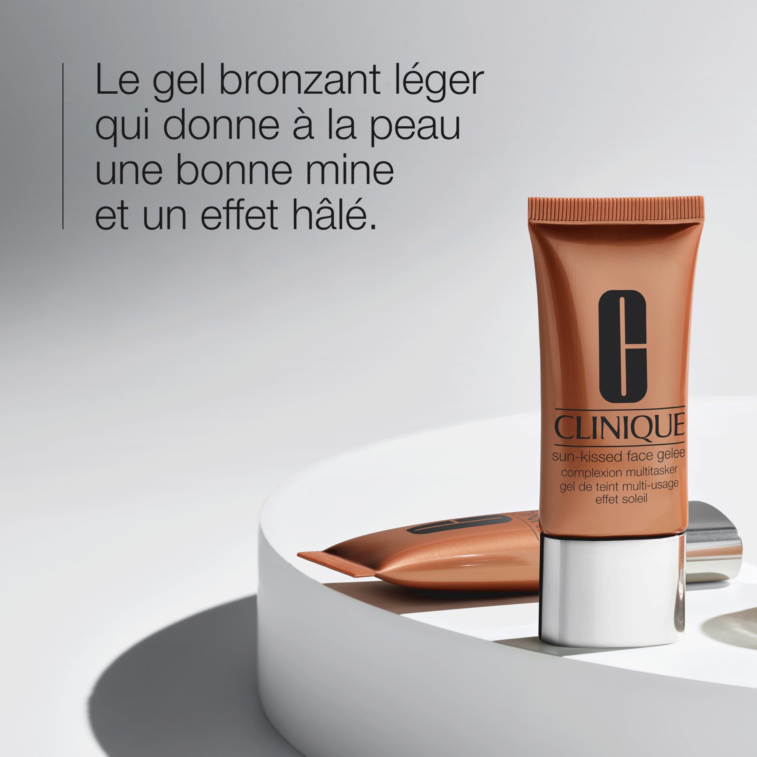 Clinique Gel de Teint Multi-usage Effet Soleil - Gel bronzant - Résistant à la sueur et à l'humidité, 30 ml