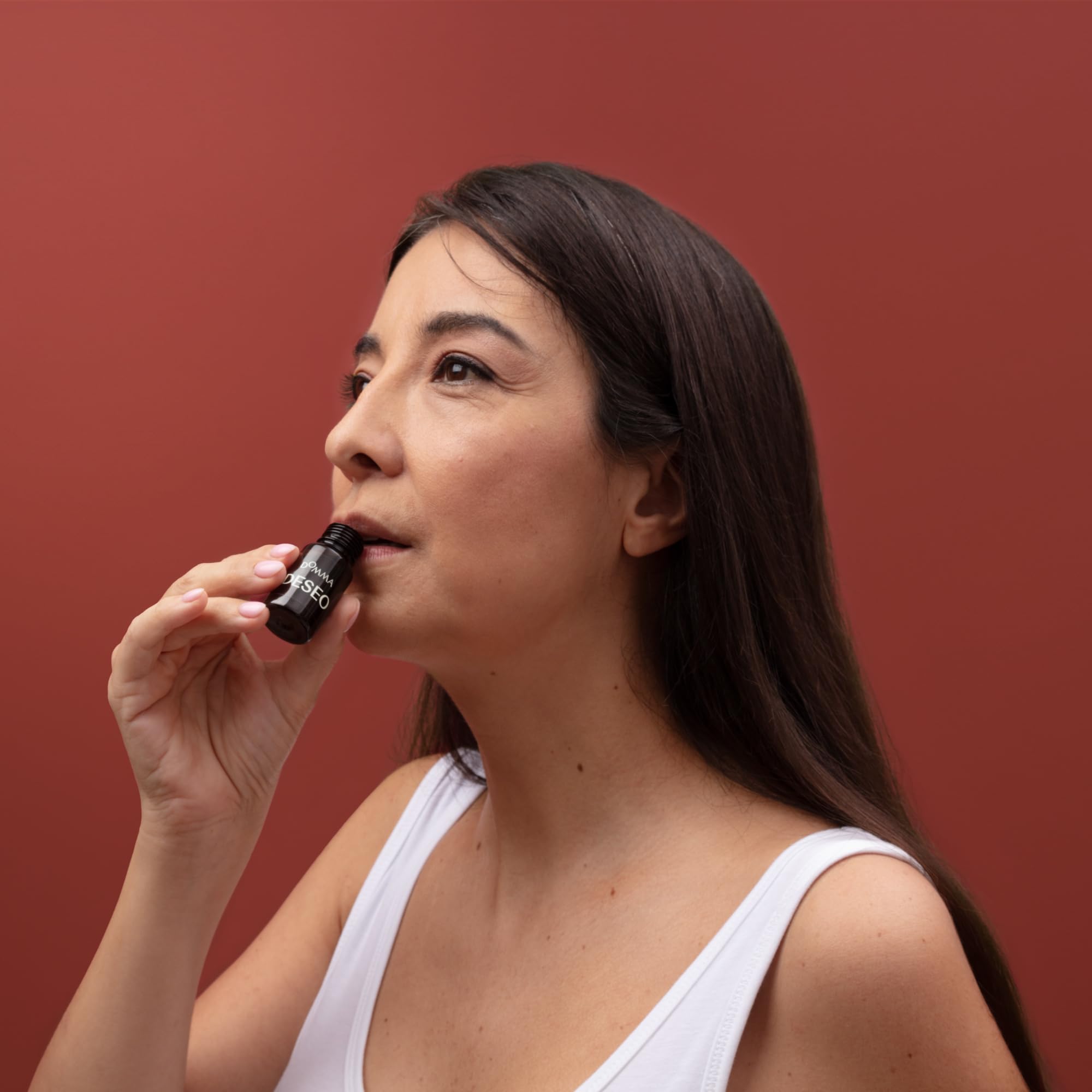 DOMMA Menopausia - Deseo Domma Potenciador natural de la líbido para mujer - Mejora la lubricación natural, la líbido y previene infecciones - con Maca y Fenogreco - Sin Gluten y Vegano 28 Monodosis