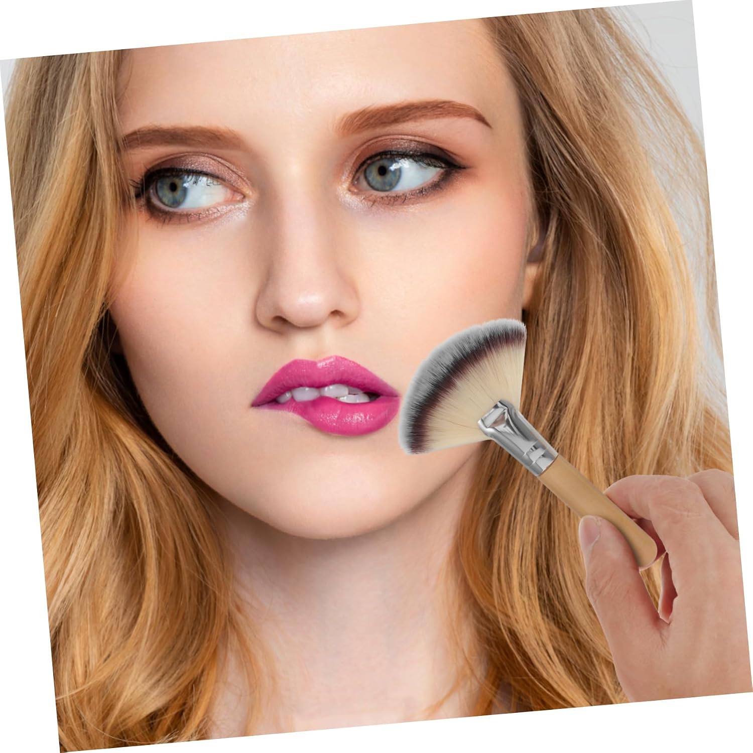 4Pcs Fan Makeup Brushes with Short and Long Handles Soft Bristle Facial Powder and Foundation Applicators for Blending Buffing and Setting Cosmetics