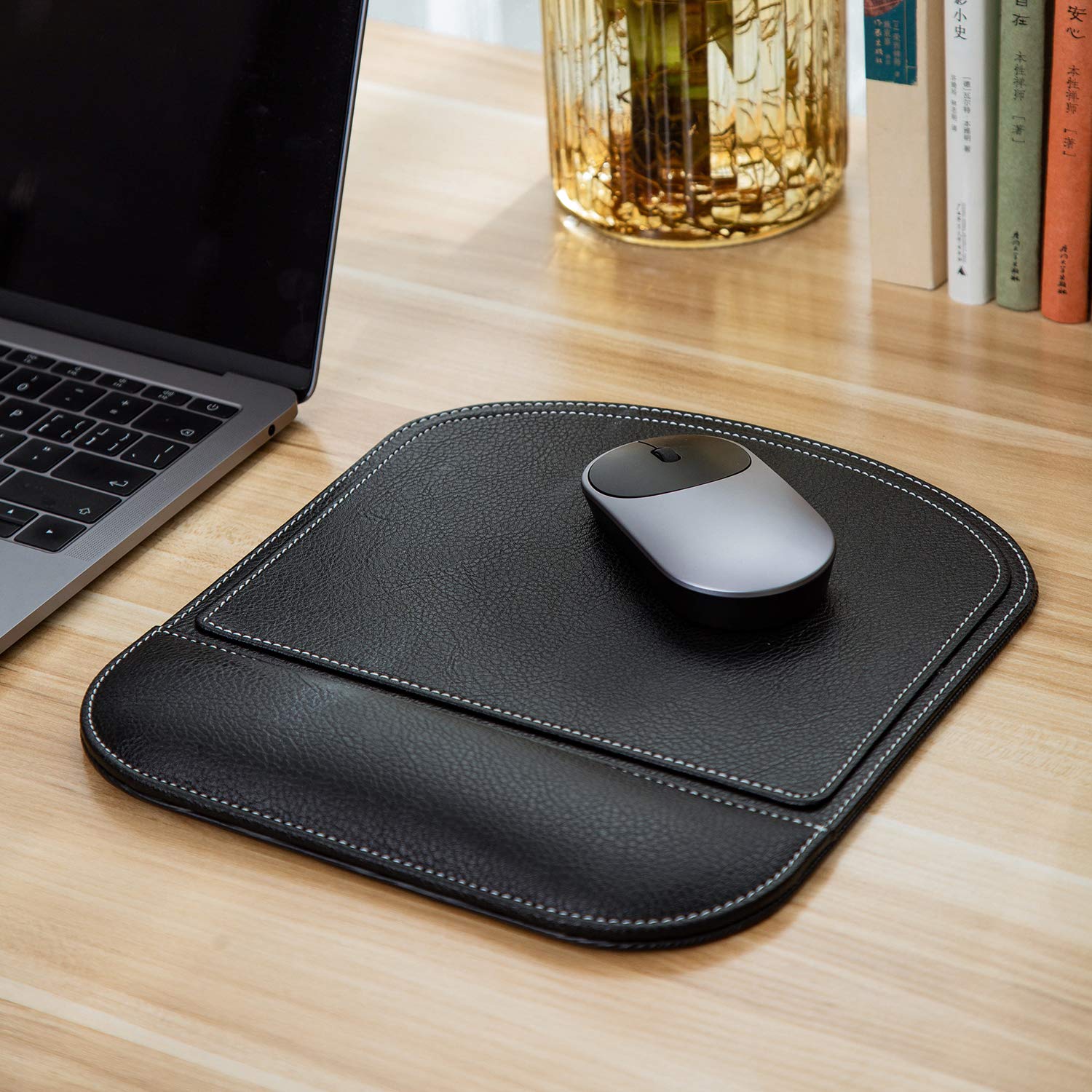 Office Leather Mouse Pad Wrist Support And Non-Slip Design