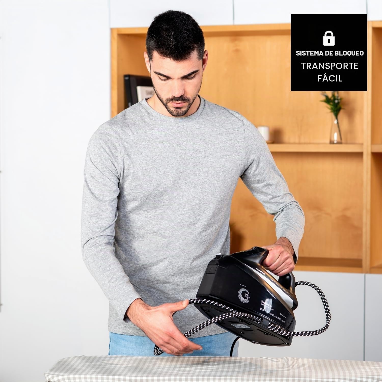 Taurus - Centro Planchado Sliding Pro 3000 Non Stop | 3000W | Vapor 130 g/min | Golpe 400 g/min | Plancha Vertical | Suela Cerámica | ECO y MAX | Depósito 1.5L | Autolimpieza | Bloqueo | Negro