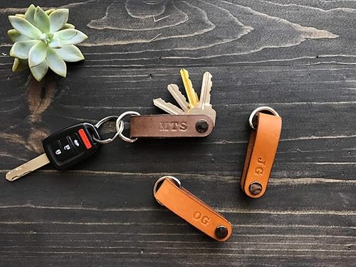 Miniatura 2 de Compact Leather Key Holder, Switch Blade Style, Holds Up to 6 Keys, Full Grain Leather, Minimalistic Design