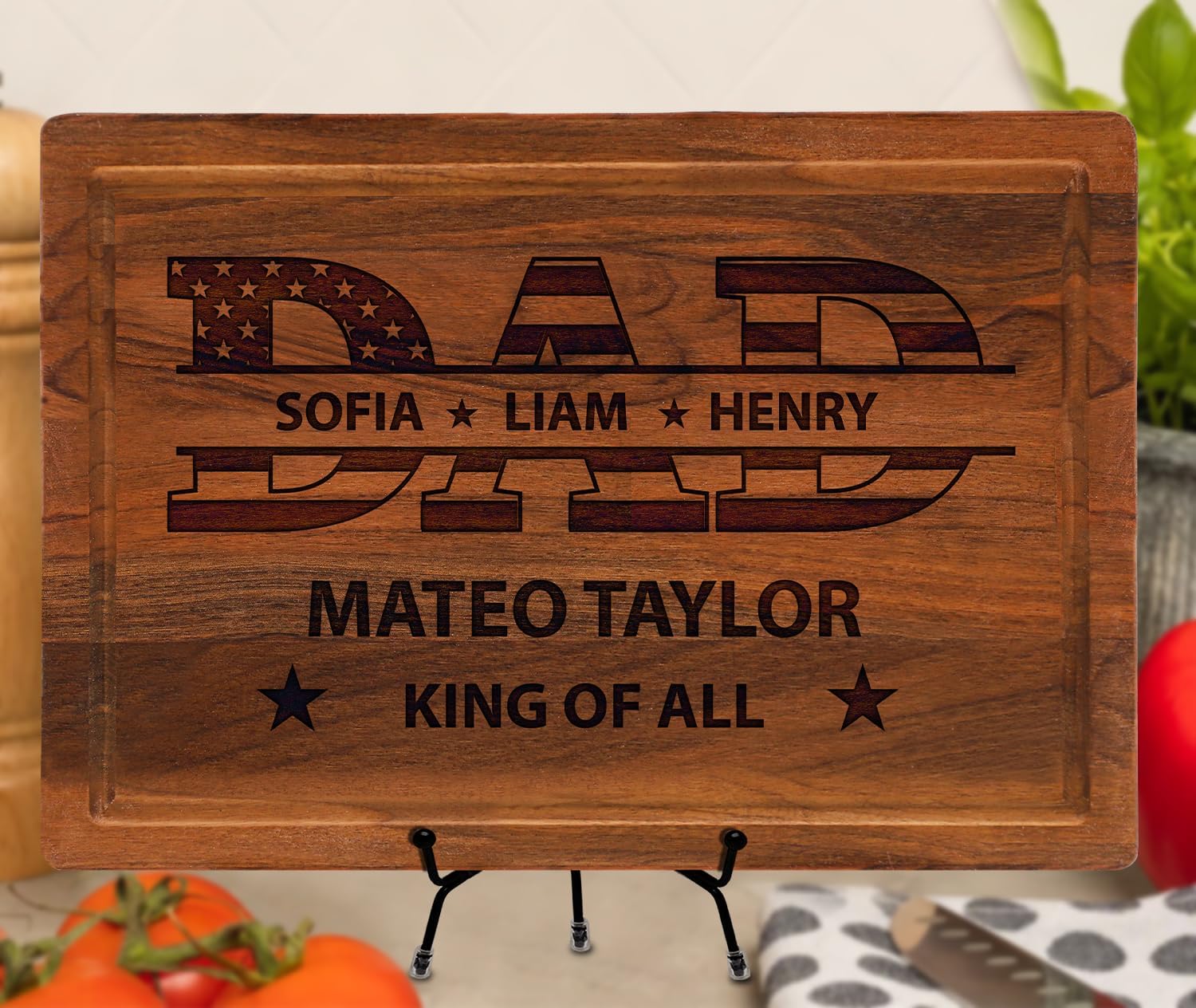 Personalized Dad Cutting Board with Kids' Names – Custom USA Flag Engraved Gift for Dad or Grandpa – Father's Day, Birthday, or Christmas Gift from Son, Daughter, or Grandkids