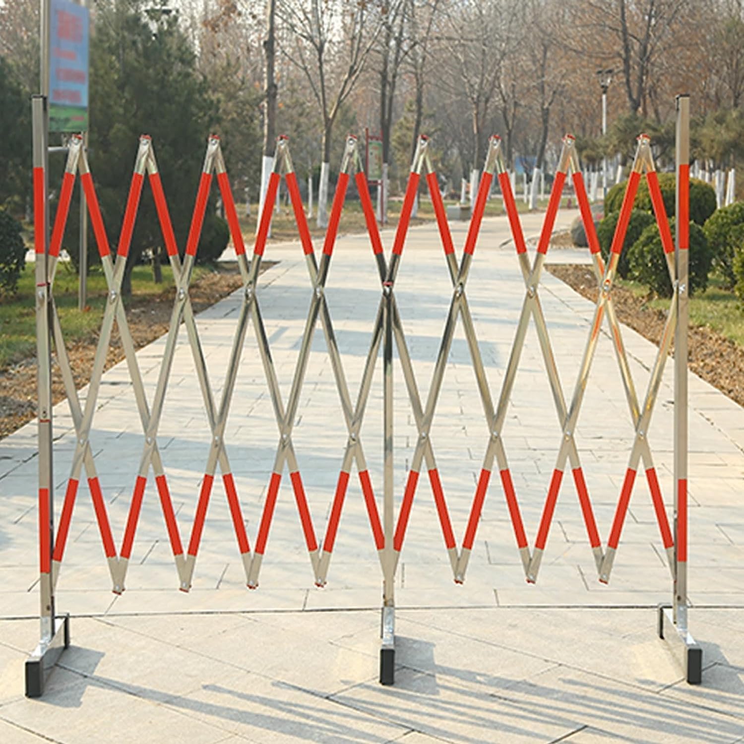 Portable Retractable Stainless Steel Barrier with Wheels - 2m Metal Road Barrier for Events Crowd Control Temporary Fencing Industrial Safety Solutions