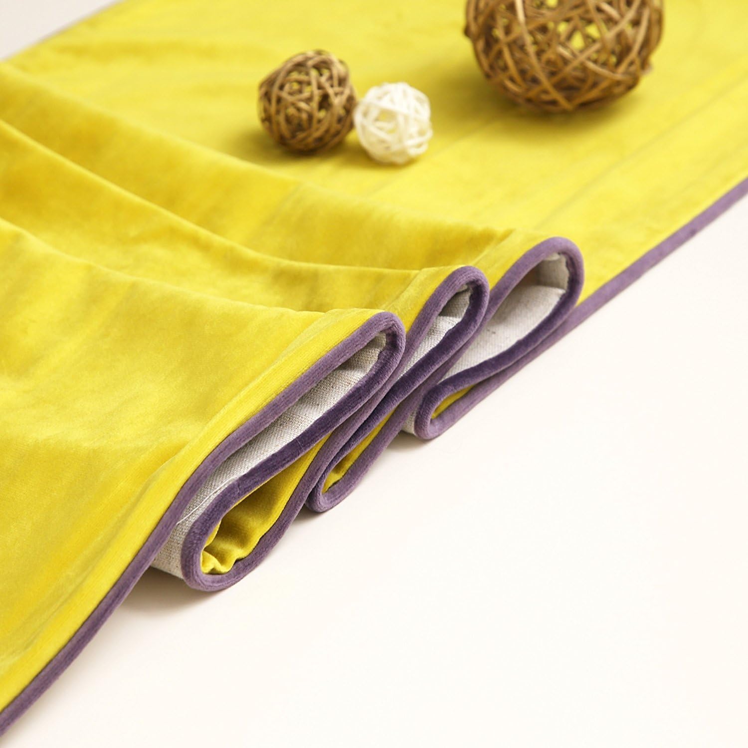 Crаzу Dеаlѕ Top Finel Dining Table Runner 82 Inch with Tassels, Soft Solid Velvet Coffee Table Runners for Daily Use Party Christmas Holiday, Yellow