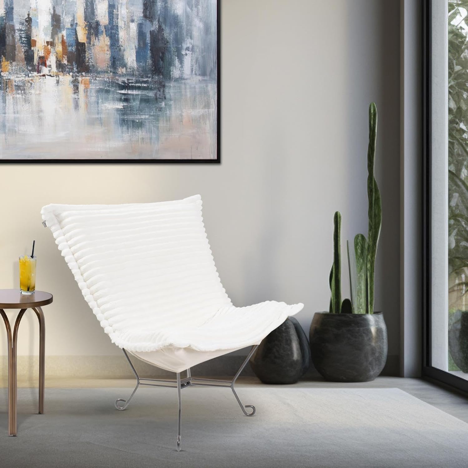 Howard Elliott Collection Howard Elliott Puff Chair Shar Pei White/Natural