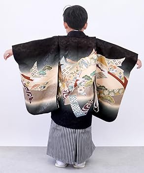 七五三用 伝統的な和柄の羽織と付属品セット 七五三用 伝統的な和柄の羽織と付属品セット