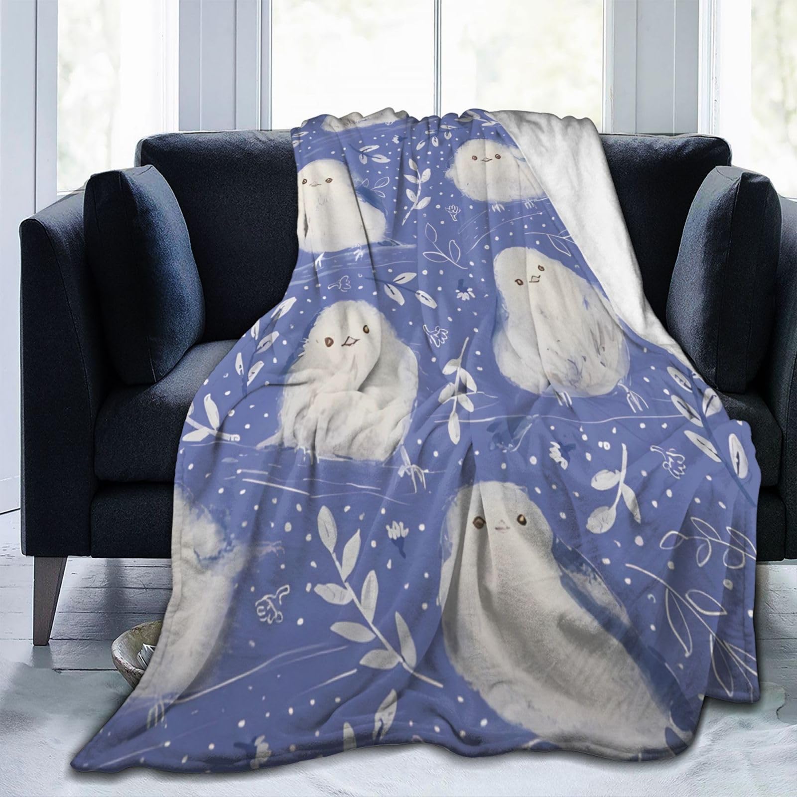 Amazon｜毛布 シマエナガ 鳥 北海道 雪の妖精 (2) アニメ ひざ掛け