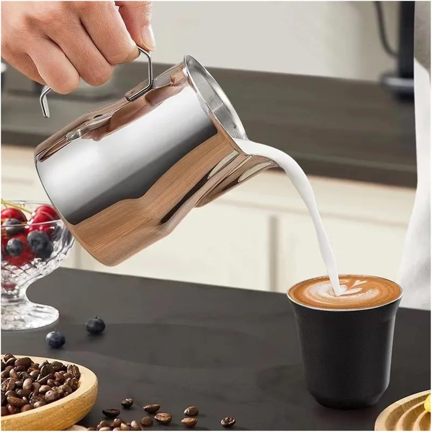 350/500ml Milk Frothing Pitcher Steaming Pitchers Foam Jug Latte Art Making Tools Home Barista Accessories(Black-500ML)