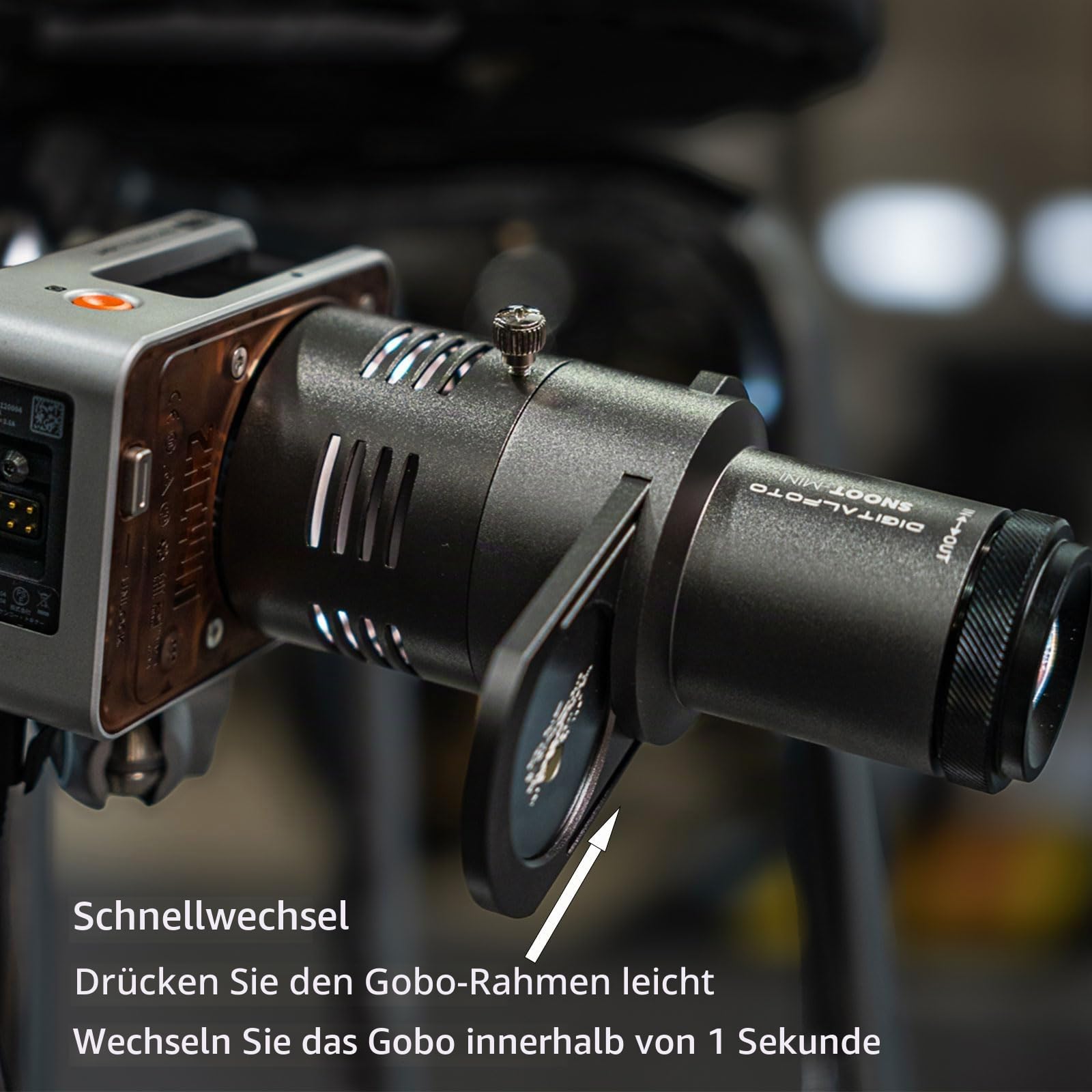 DF DIGITALFOTO Mini Optischer Snoot, Mini Snoot Projektionsaufsatz mit Zhiyun/Ulanzi-Halterung, 19 Gobos, Magnetischer Gobo Rahmen, Kompatibel mit ZHIYUN CINEPEER CX100, Ulanzi L023,COLBOR Wonder W100
