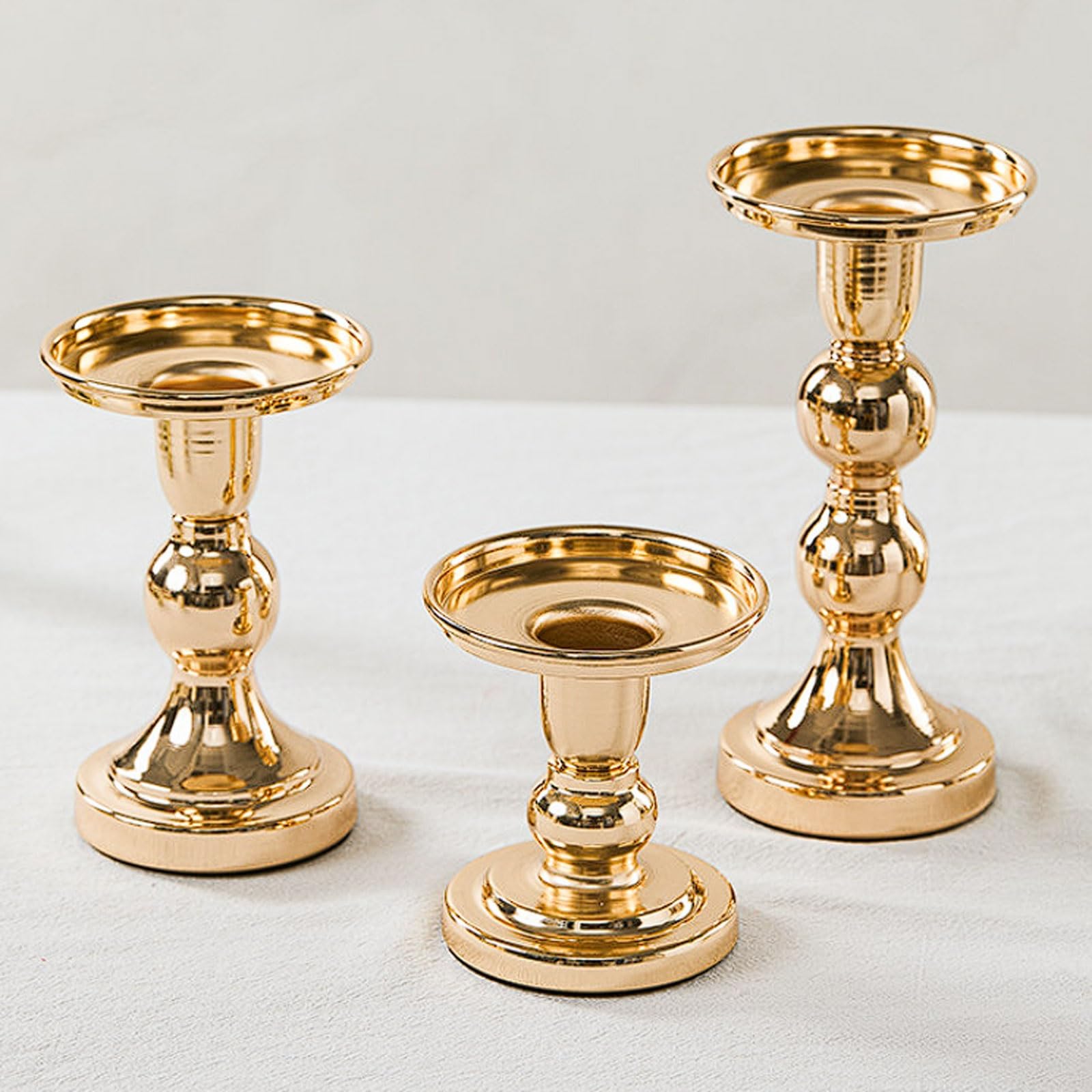 Portacandele in metallo dorato e ferro, set da 3, design a bocca larga for candele a colonna, centrotavola tavolo for cene