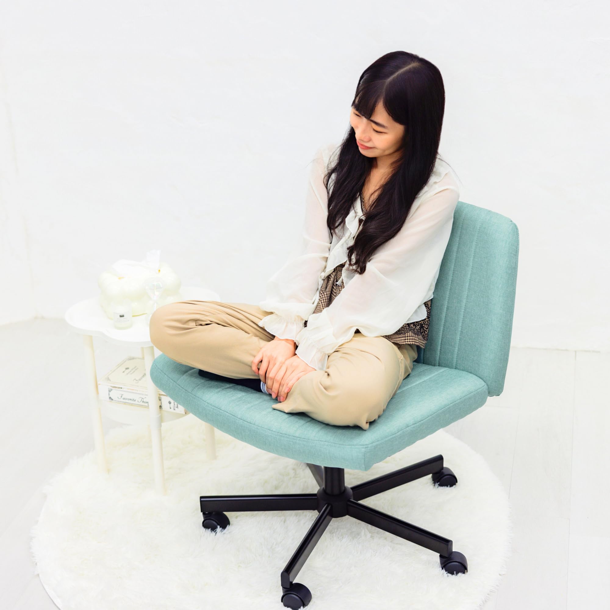 Amazon.co.jp: 【あぐらをかける広々座面】NEOCHAIR デスクチェア 