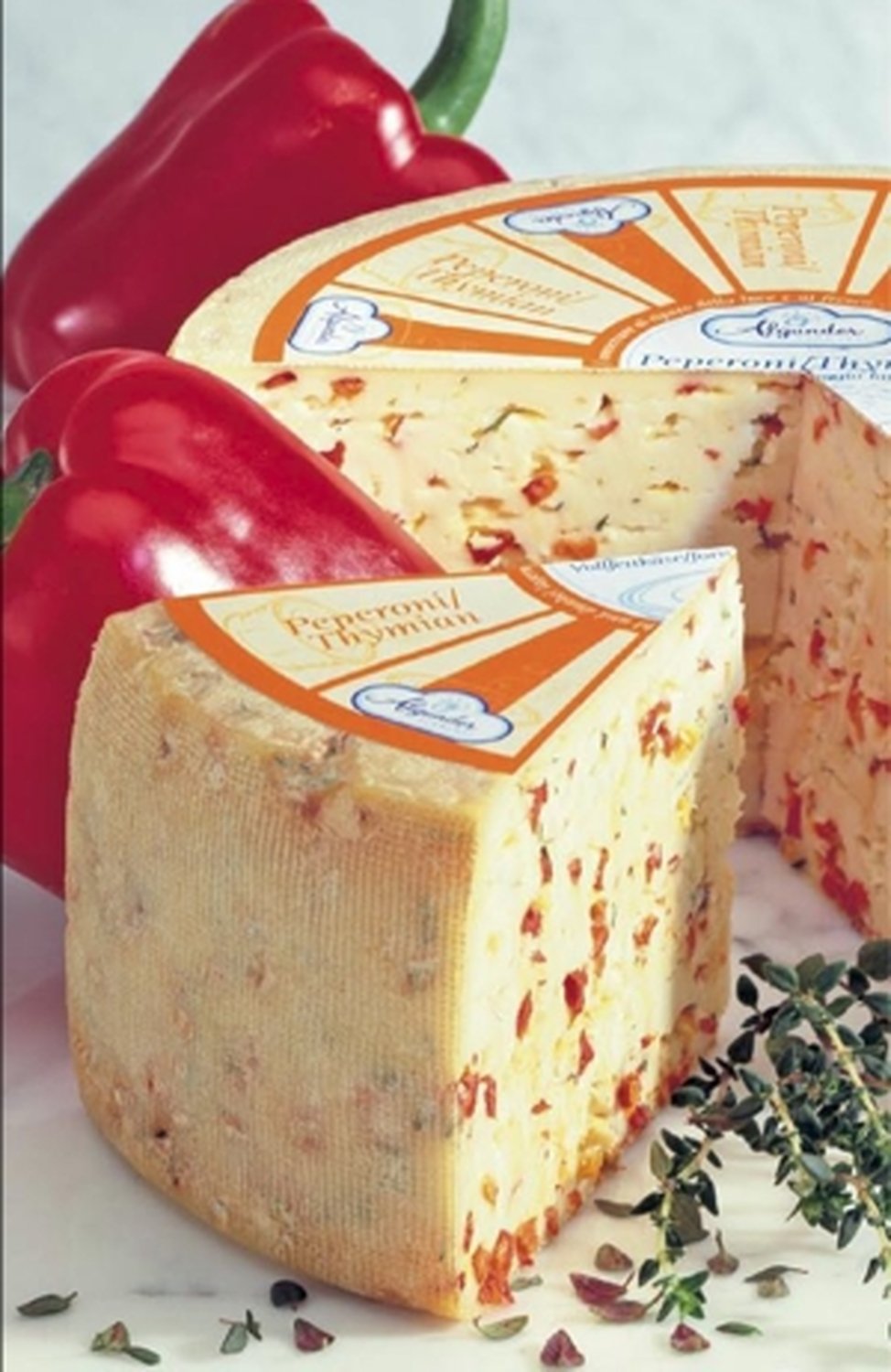 Formaggio di Lagundo con peperoni e timo forma 2,5 kg.