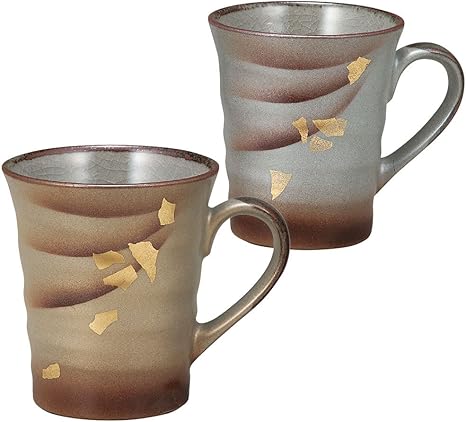 Amazon Co Jp 九谷焼 陶器 ペア マグカップ 金銀彩 ホーム キッチン