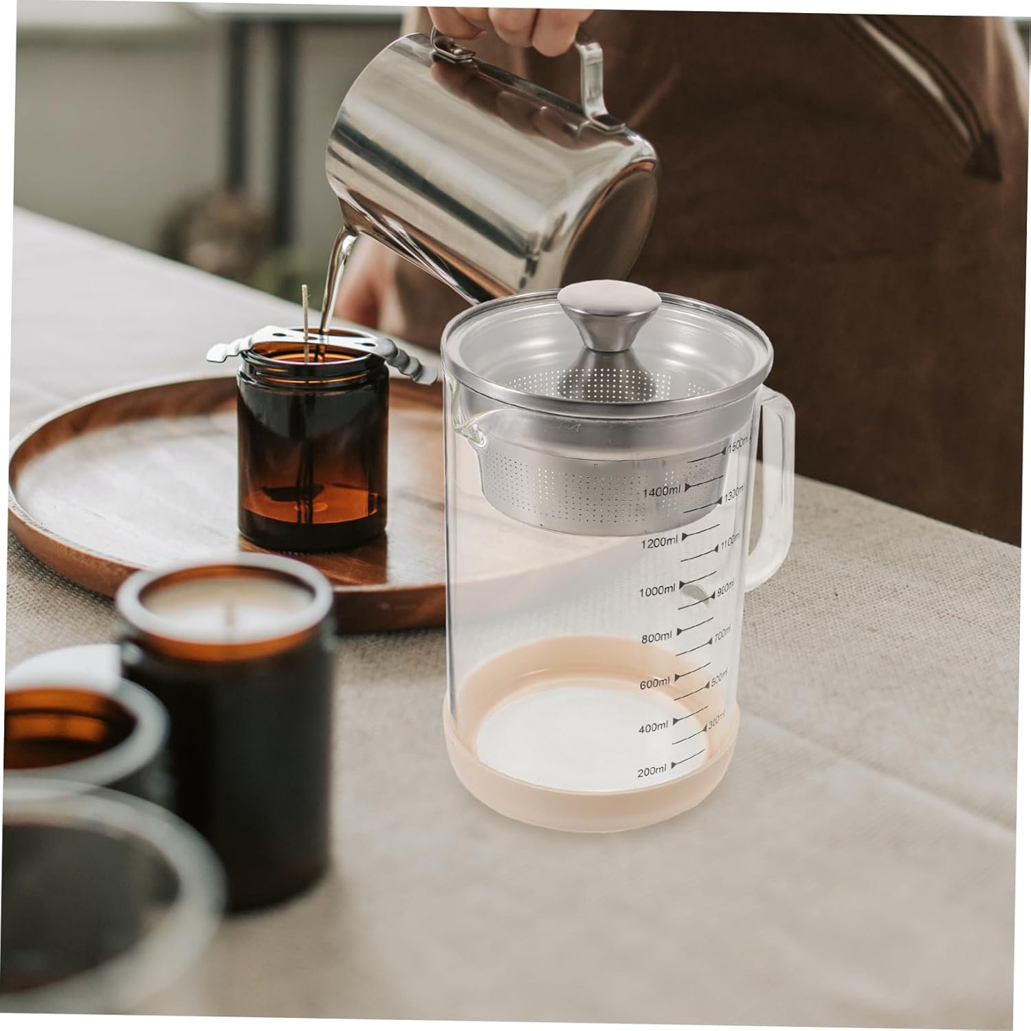 Mobestech Fine Mesh Strainer Pot for Juice and Soy Milk High Borosilicate Tea Filter with Filter and Scale Capacity for Kitchen Use